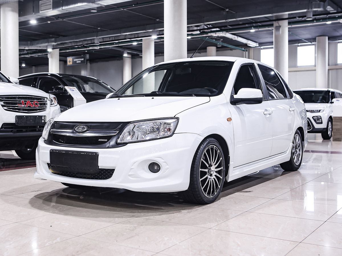 Купить Granta с пробегом