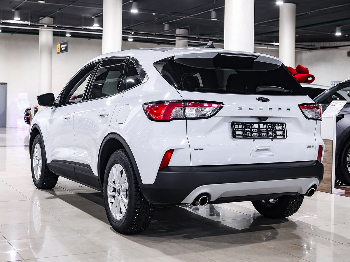 Купить Escape с пробегом