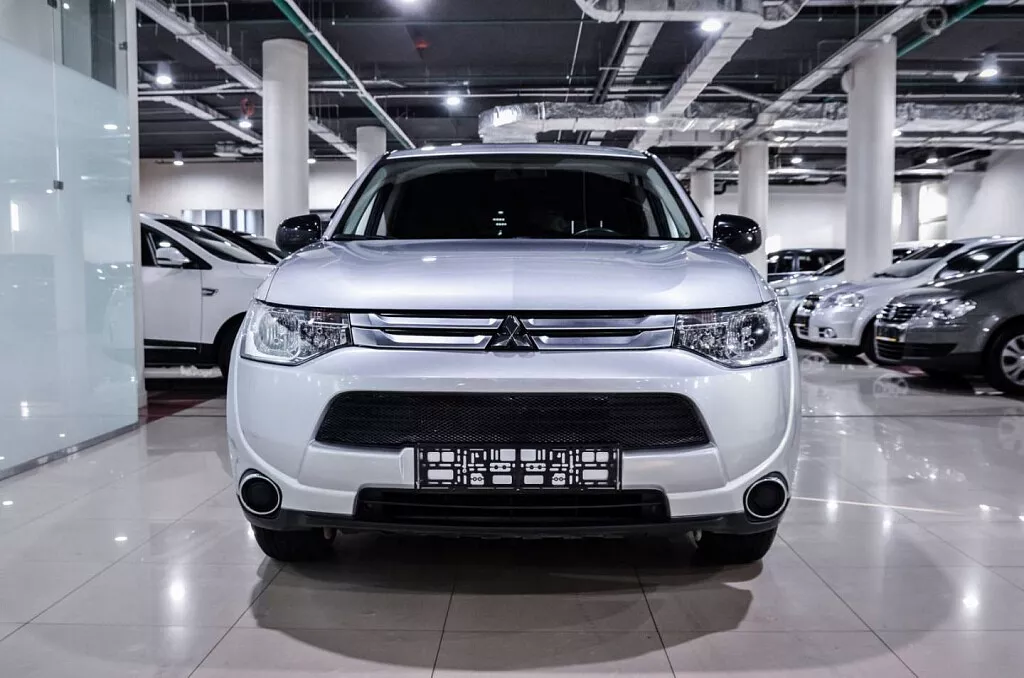 Купить Outlander с пробегом