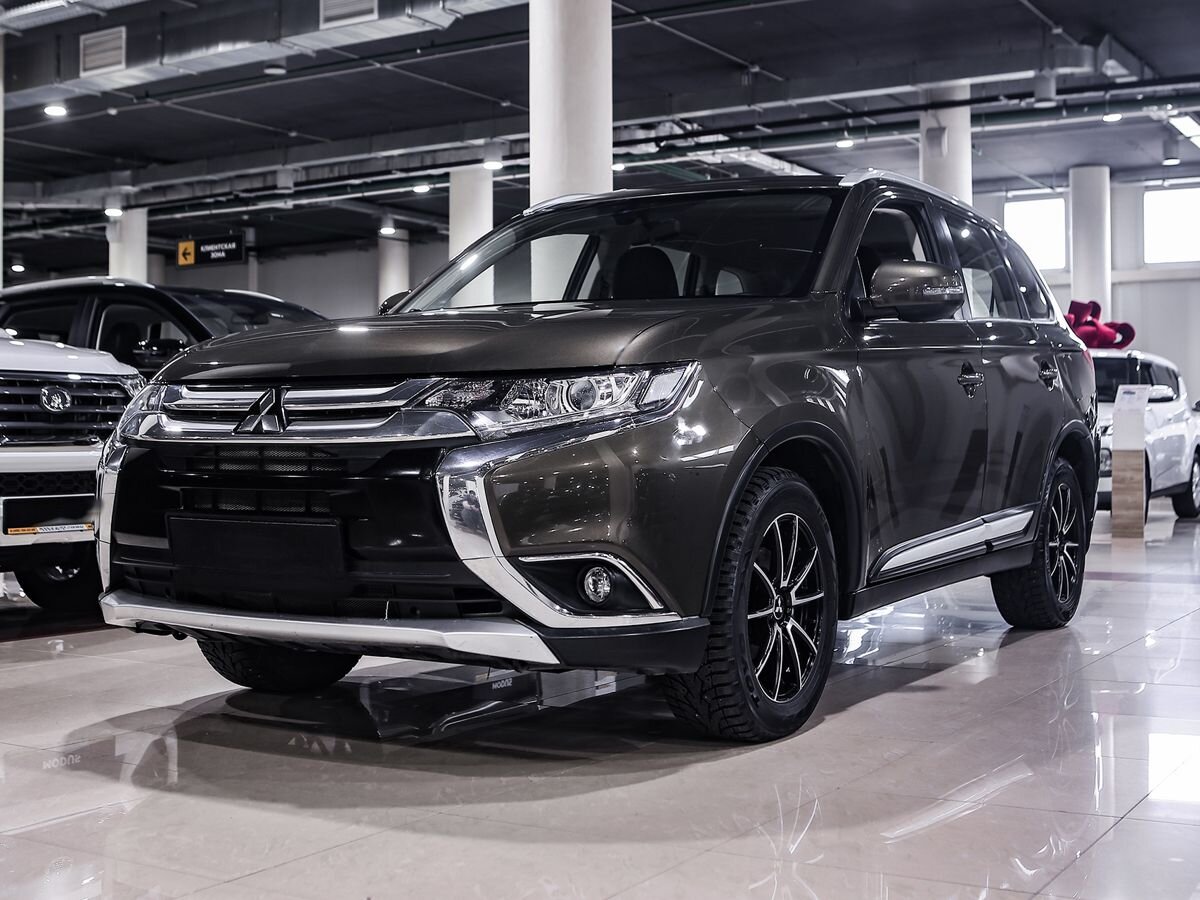 Купить Outlander с пробегом