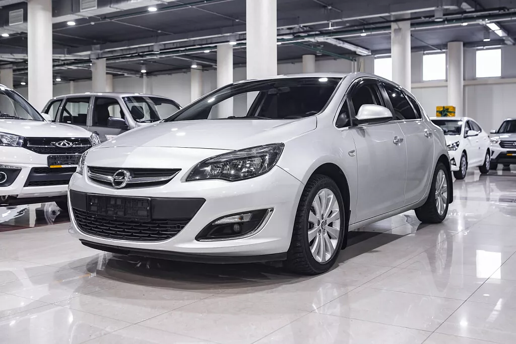 Купить Astra с пробегом